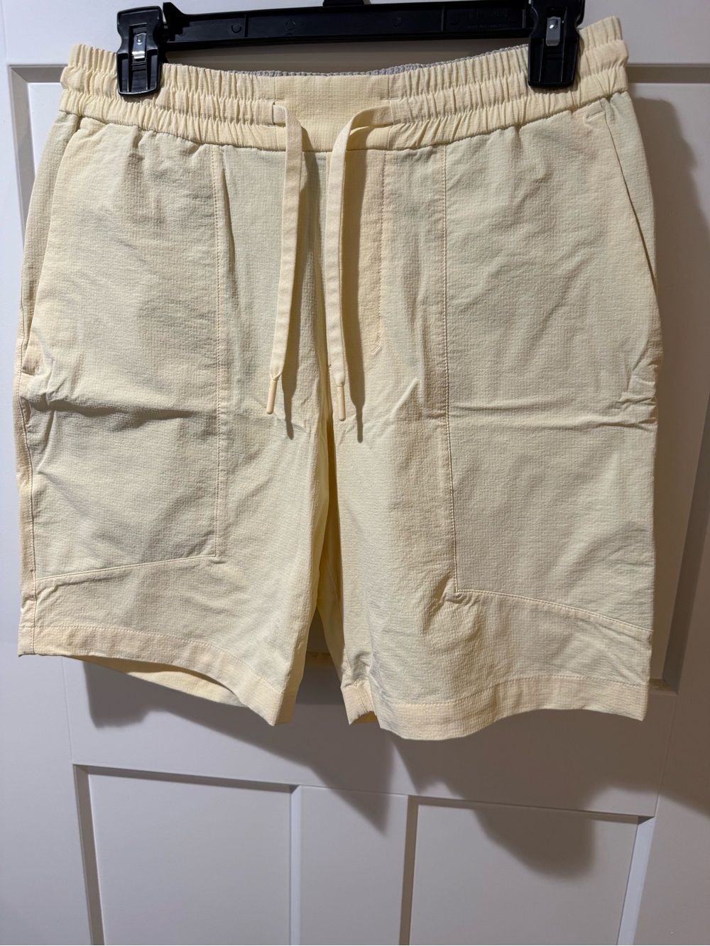 lululemon athletica Men's Pale Yellow Shorts